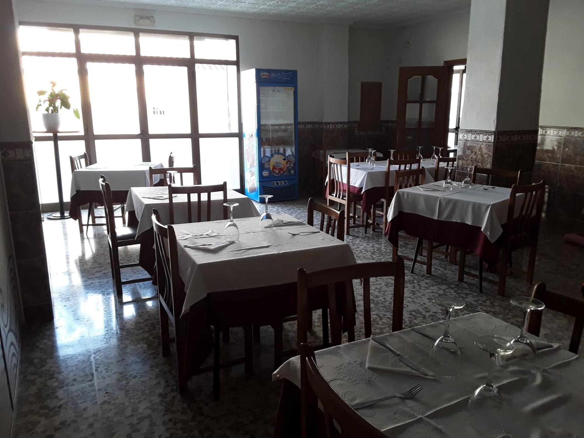 Hostal Miguel Calahonda Bagian luar foto